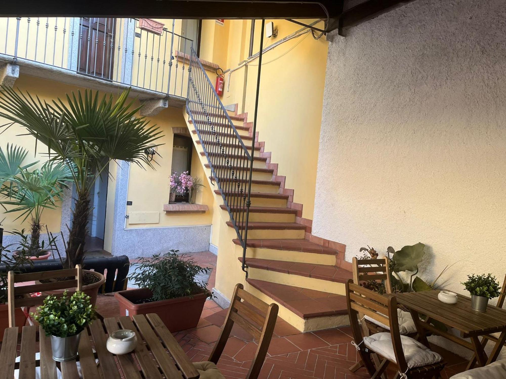 Bilocale Dafne Abbadesse Guest House Milan Luaran gambar